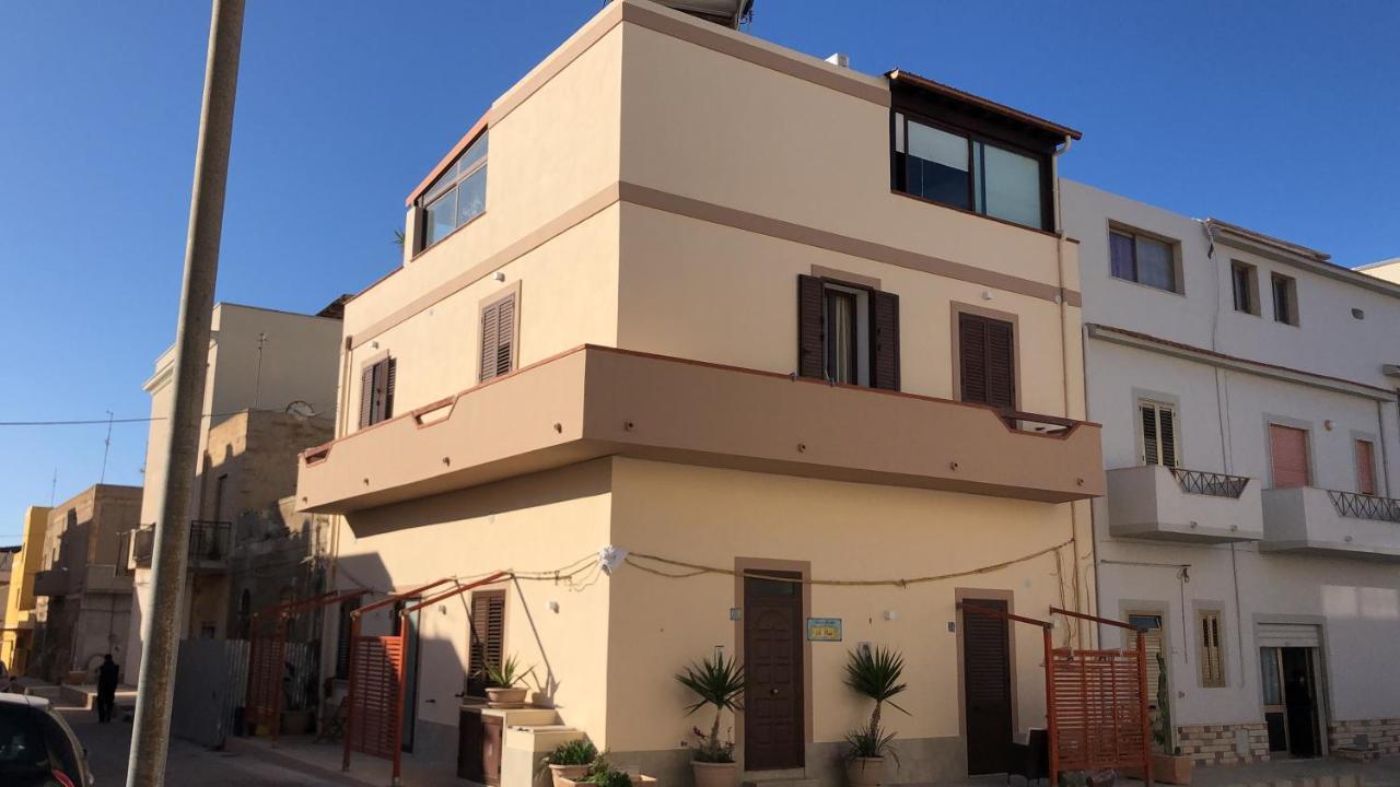 Le Cale Bed & Breakfast Lampedusa Bagian luar foto
